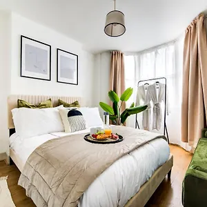 Heart Of Hackney - 2bed Garden Flat Sleeps 6 Apartment London